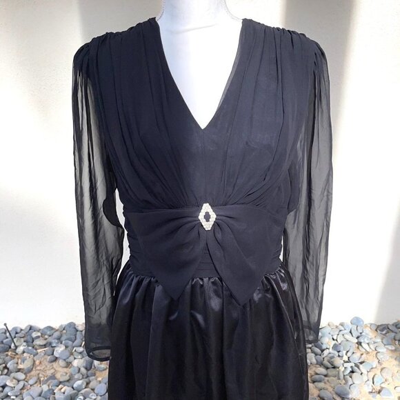 Ann Hobbs For Kastina Dress Womens Size 10 Satin Chiffon Bow Front V Neck Black - Picture 10 of 12